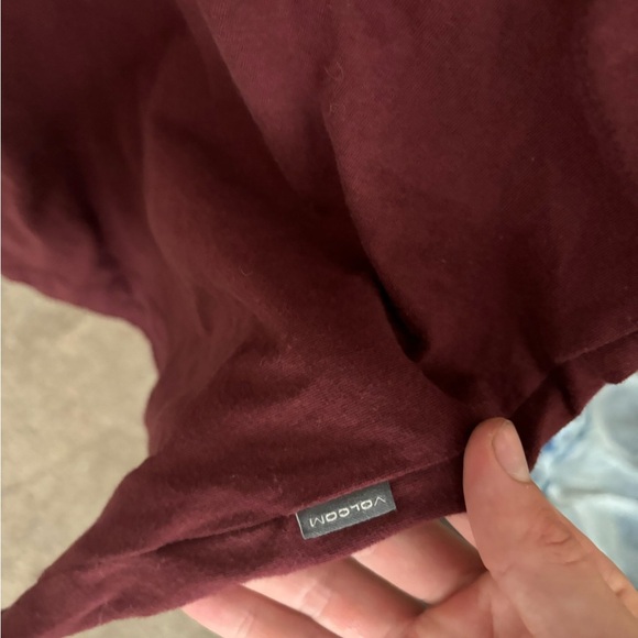 Men’s Maroon Volcom Medium Collared Casual Button Up Shirt - Picture 8 of 9